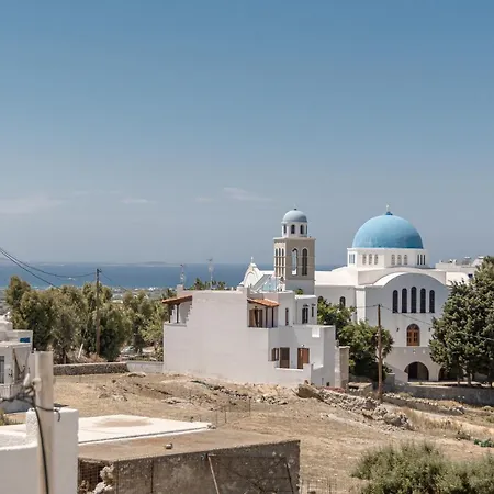 Naxian White House In Glinado Apartman *