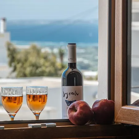 Naxian White House In Glinado Apartman