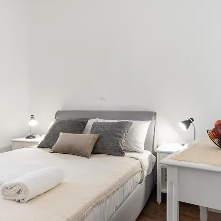 Naxian White House In Glinado Γλινάδο Νάξου