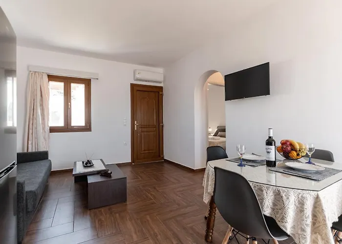 Naxian White House In Glinado * Γλινάδο Νάξου