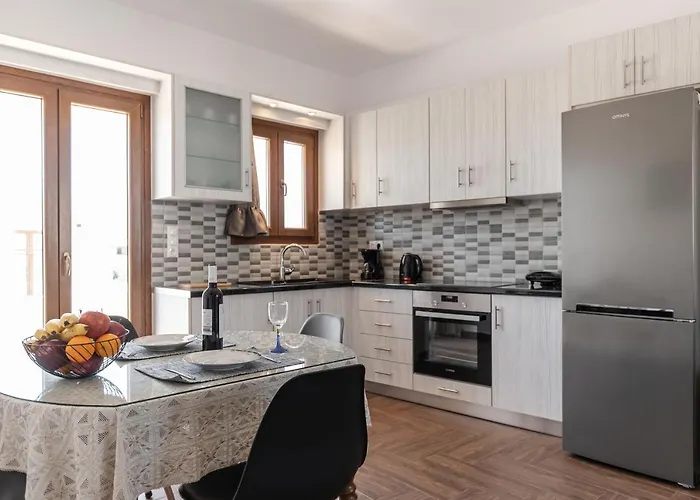 Naxian White House In Glinado * Γλινάδο Νάξου