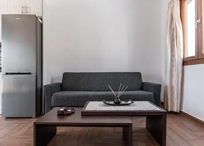 Naxian White House In Glinado