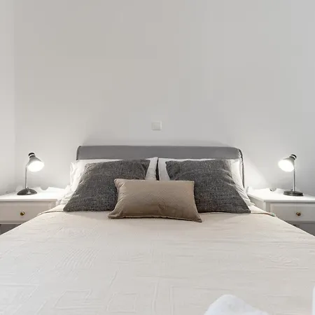 Naxian White House In Glinado Glinado Naxos