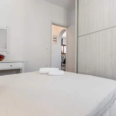 Naxian White House In Glinado * Glinado Naxos