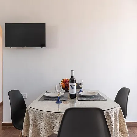 Naxian White House In Glinado *