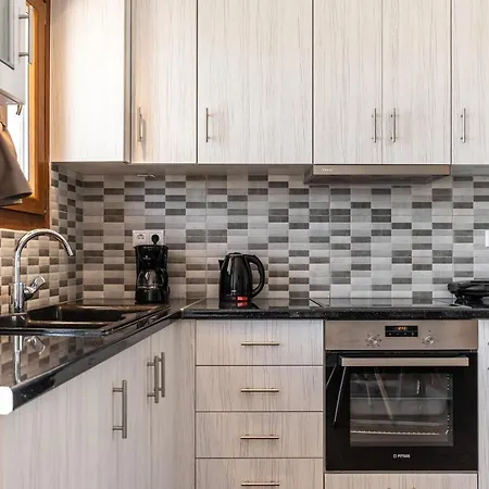 Naxian White House In Glinado *