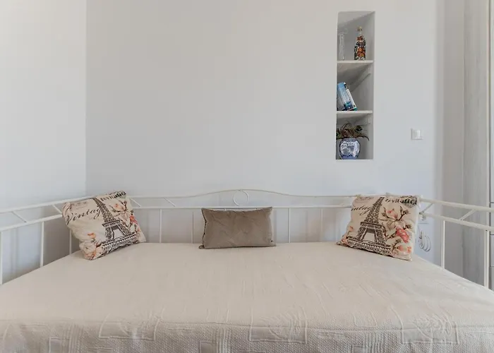 Naxian White House In Glinado * Glinado Naxos