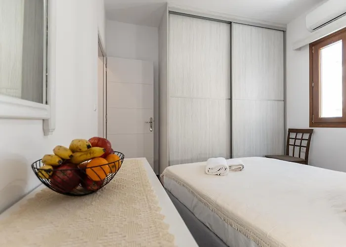 Apartment Naxian White House In Glinado